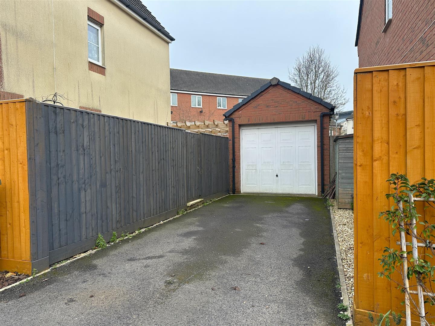 Barley Leaze, Allington 